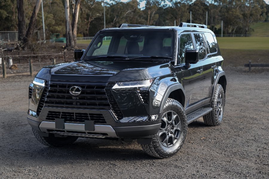 2024 LEXUS GX550 OVERTRAIL sold vehicle photo on CarNest
