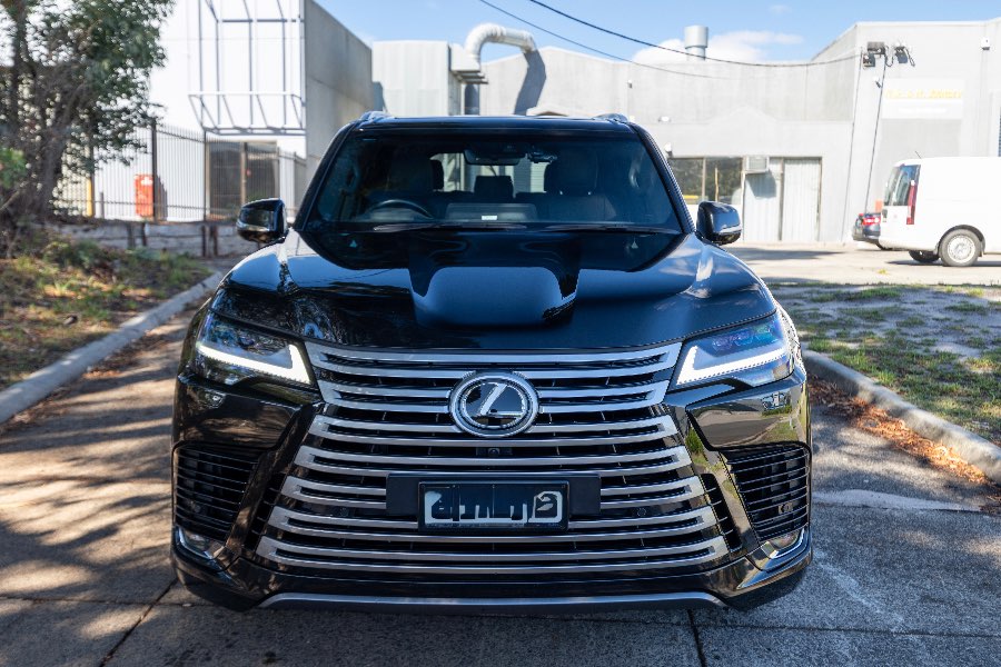 2023 LEXUS LX500D LUXURY exterior photo on CarNest
