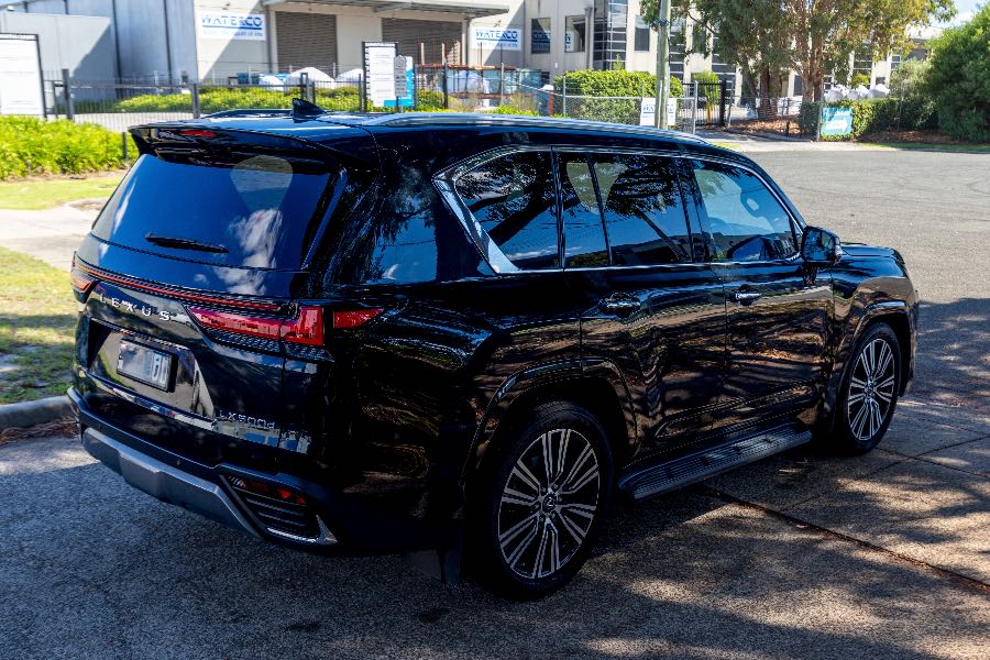 2023 LEXUS LX500D LUXURY cabin detail photo on CarNest
