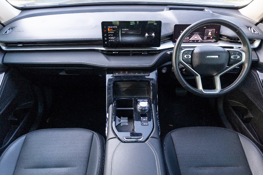 2023 HAVAL H6 ULTRA sold vehicle photo on CarNest