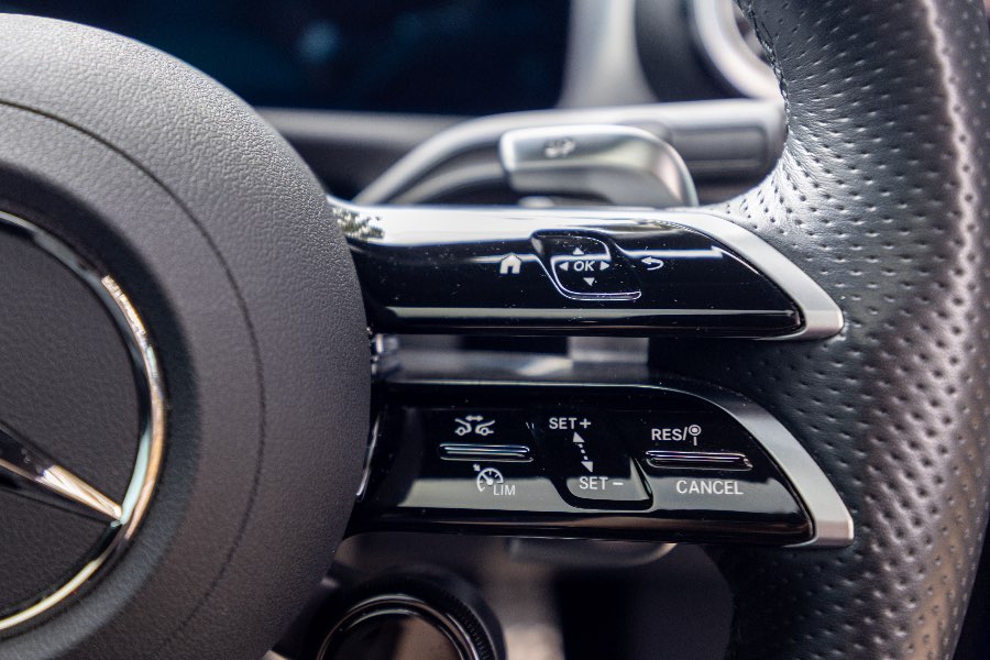 2024 MERCEDES BENZ A35 AMG detail view 12 photo on CarNest