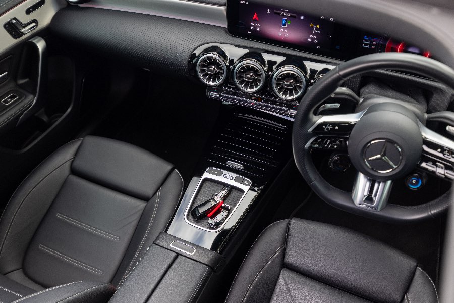 2024 MERCEDES BENZ A35 AMG detail view 15 photo on CarNest