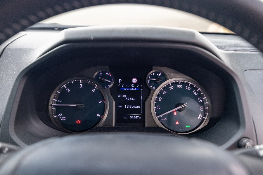2022 TOYOTA PRADO GXL detail view 12 photo on CarNest