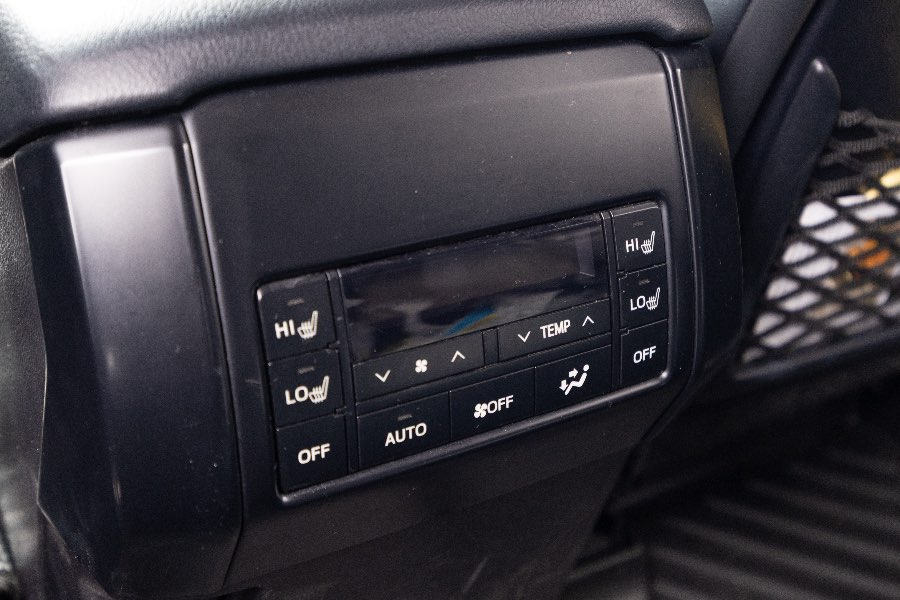 2022 TOYOTA PRADO GXL detail view 19 photo on CarNest