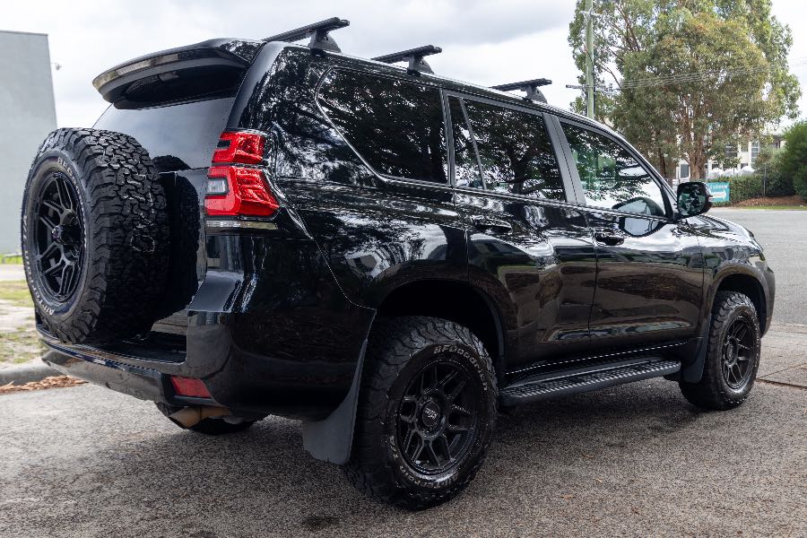 2022 TOYOTA PRADO GXL additional detail photo on CarNest