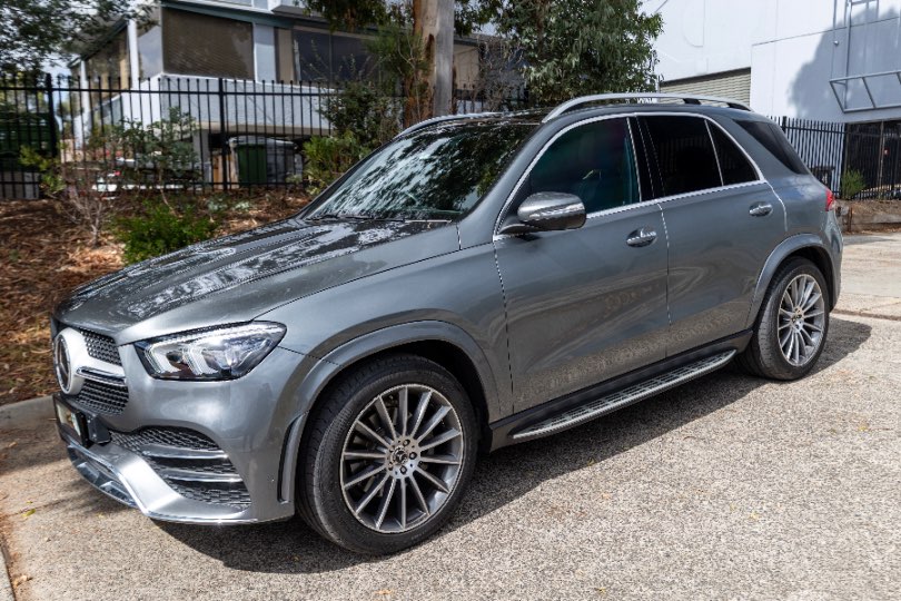 2021 MERCEDES BENZ GLE400D sold vehicle photo on CarNest