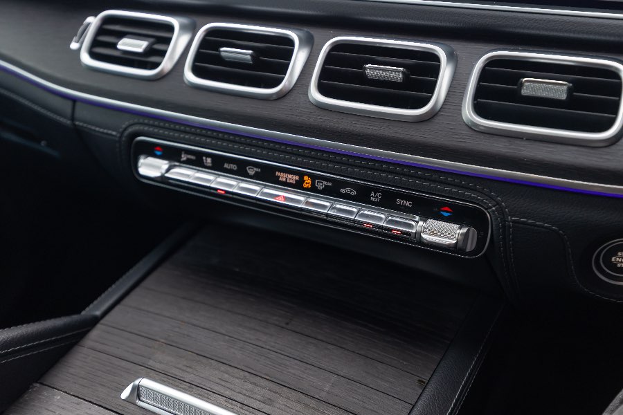 2021 MERCEDES BENZ GLE400D detail view 14 photo on CarNest