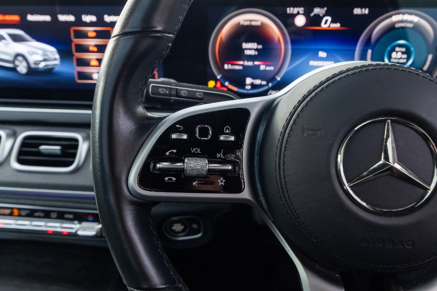 2021 MERCEDES BENZ GLE400D detail view 16 photo on CarNest