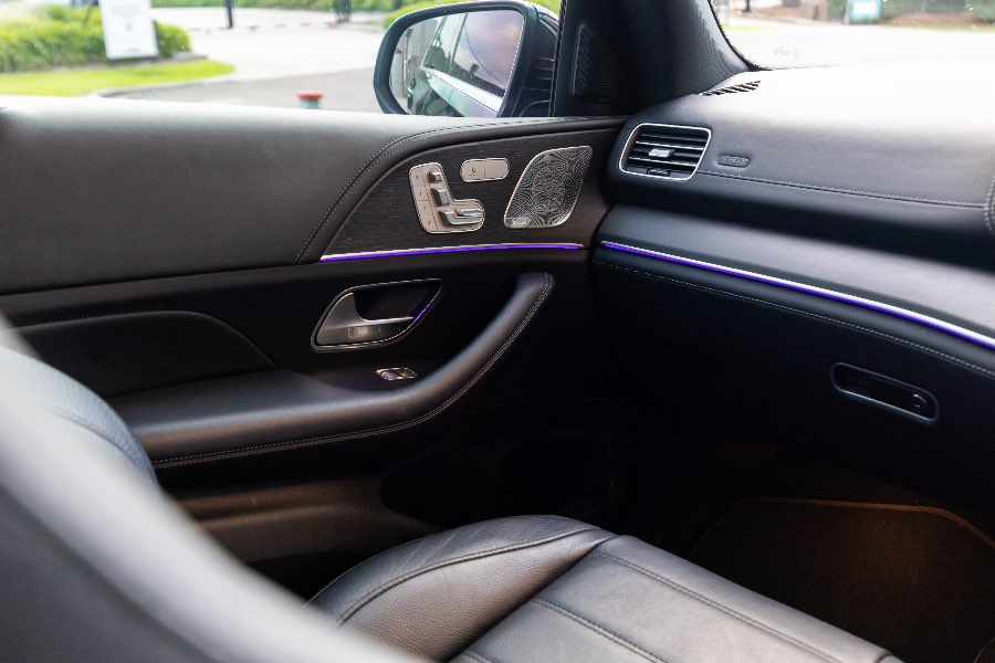 2021 MERCEDES BENZ GLE400D detail view 20 photo on CarNest