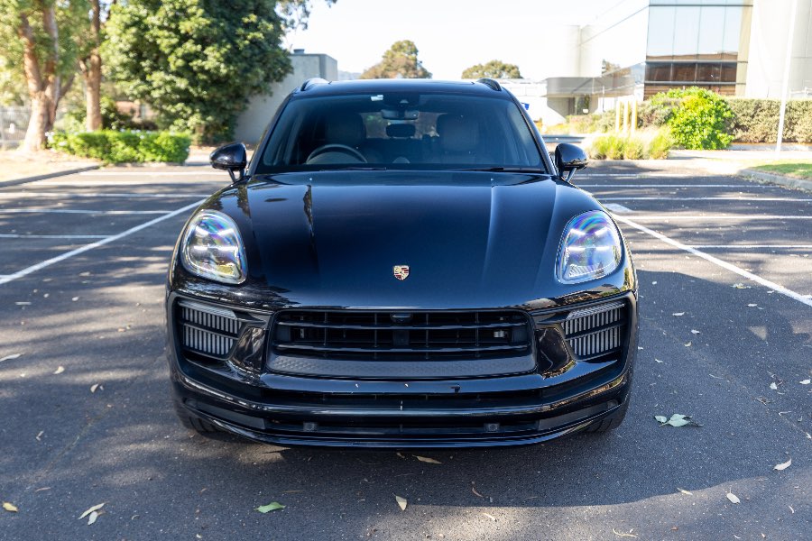 2022 PORSCHE MACAN S exterior photo on CarNest