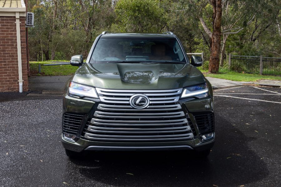 2024 LEXUS LX600 SPORTS LUXURY exterior photo on CarNest