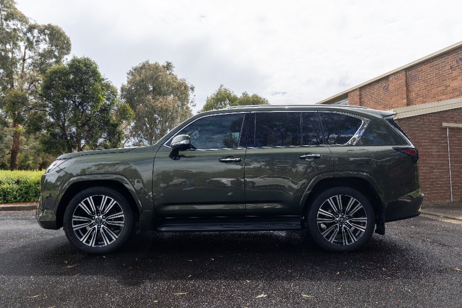 2024 LEXUS LX600 SPORTS LUXURY rear exterior photo on CarNest