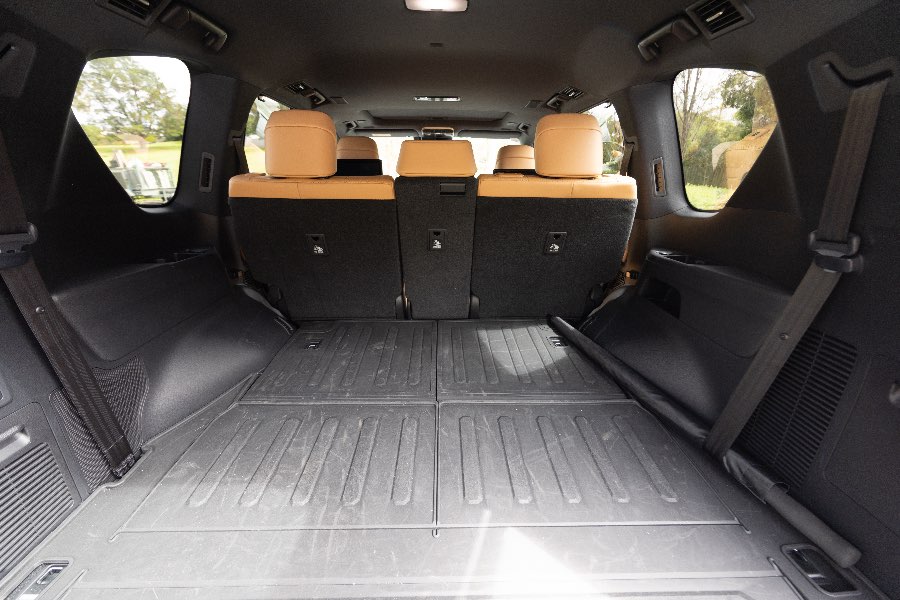 2024 LEXUS LX600 SPORTS LUXURY additional detail photo on CarNest