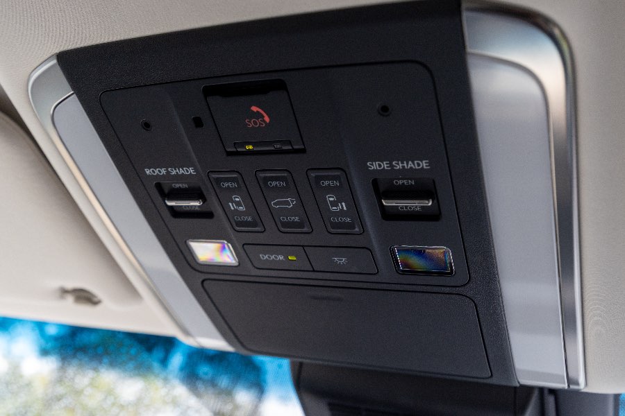 2024 LEXUS LM500H ULTRA LUXURY detail view 17 photo on CarNest