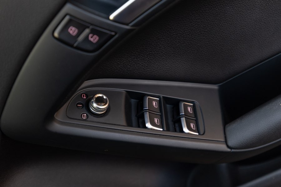 2017 AUDI A5 TFSI CONVERTIBLE additional detail photo on CarNest