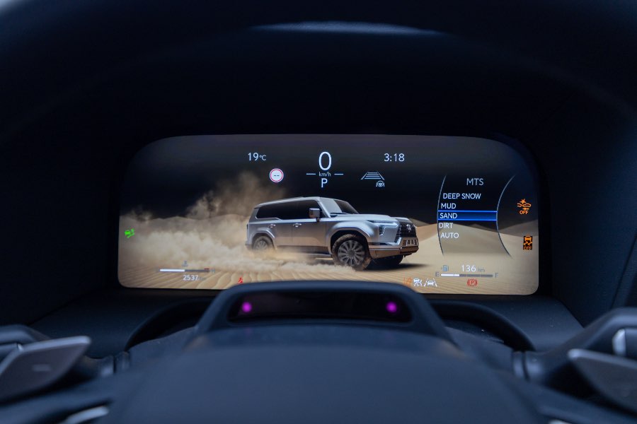 2026 LEXUS GX550 OVERTRAIL detail view 11 photo on CarNest