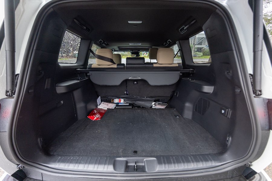 2026 LEXUS GX550 OVERTRAIL detail view 17 photo on CarNest