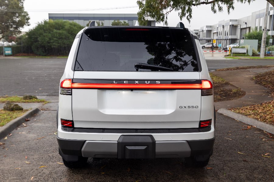 2026 LEXUS GX550 OVERTRAIL cabin detail photo on CarNest