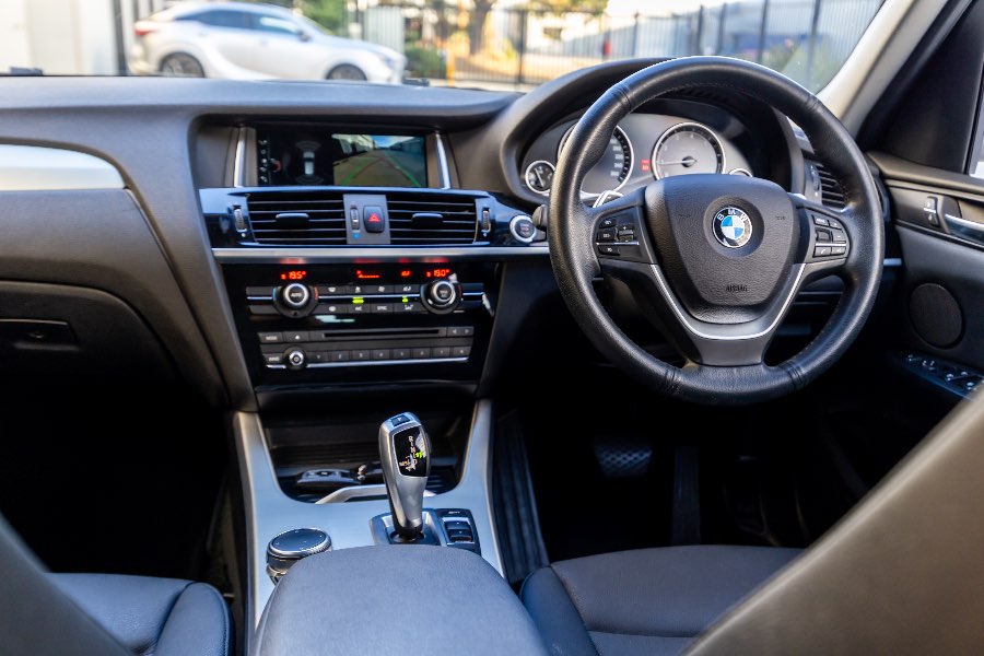 2017 BMW X3 XDRIVE20I detail view 18 photo on CarNest