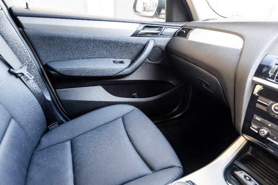 2017 BMW X3 XDRIVE20I detail view 21 photo on CarNest