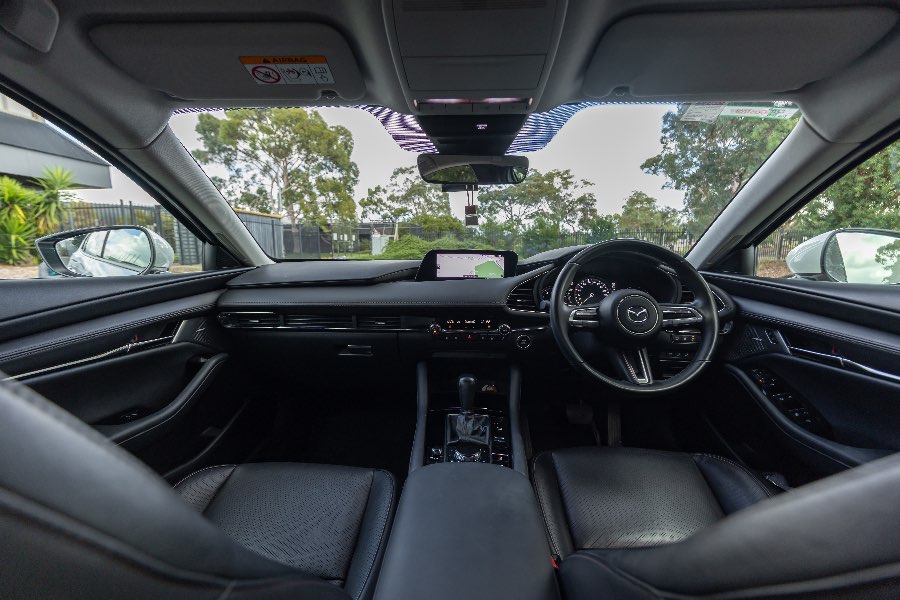 2019 MAZDA 3 G25 GT detail view 15 photo on CarNest