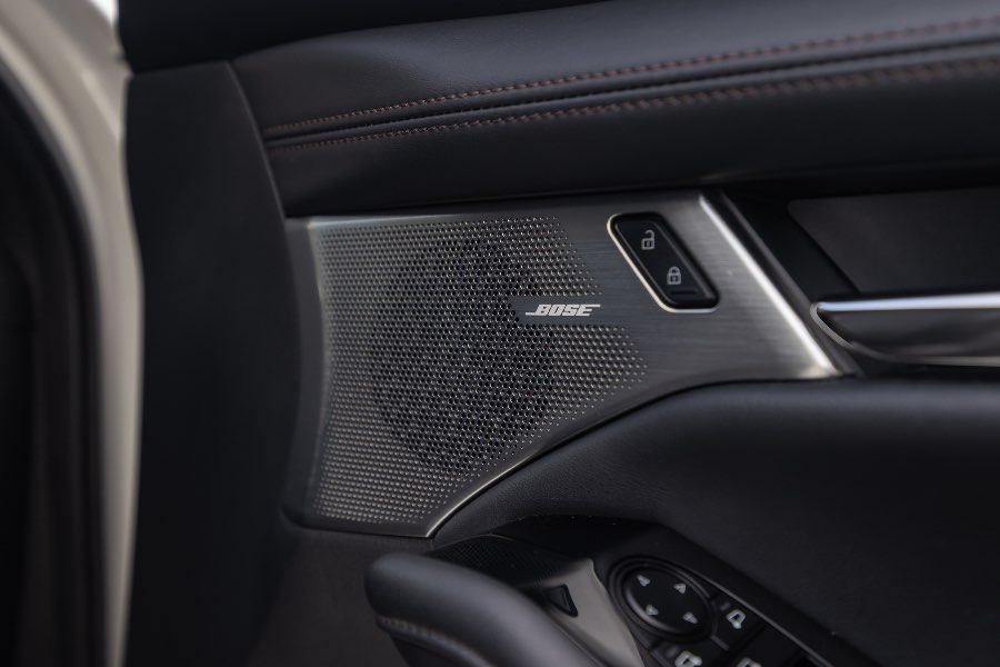 2019 MAZDA 3 G25 GT detail view 9 photo on CarNest