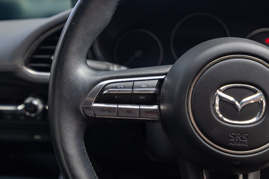 2019 MAZDA 3 G25 GT detail view 10 photo on CarNest