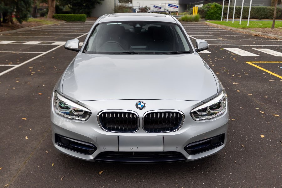 2017 BMW 118I exterior photo on CarNest