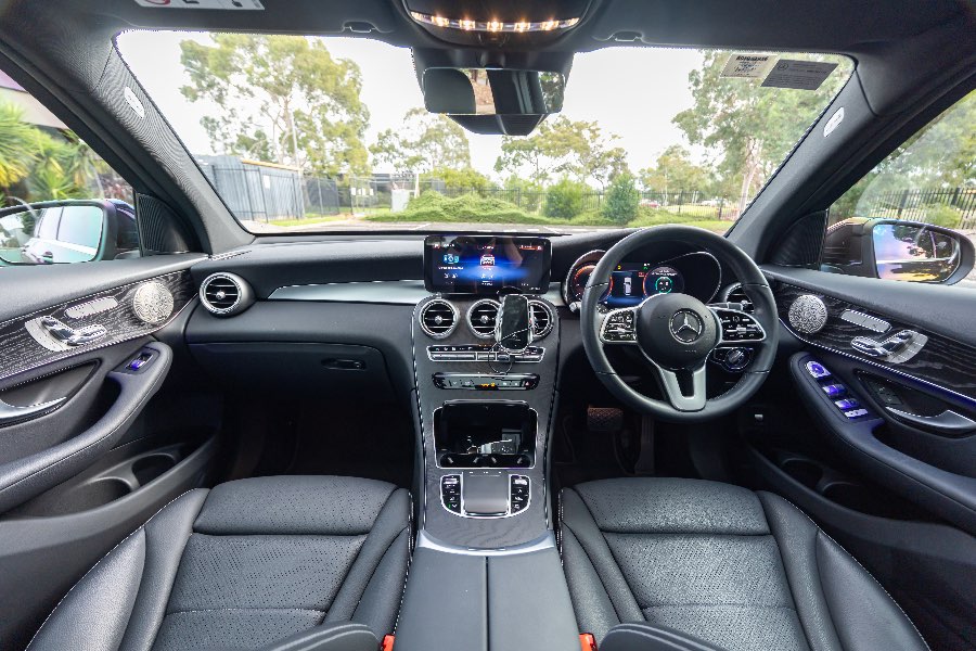 2021 MERCEDES BENZ GLC200 detail view 21 photo on CarNest