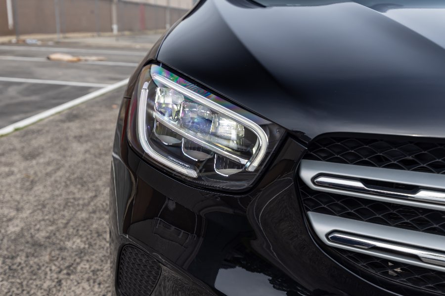 2021 MERCEDES BENZ GLC200 additional detail photo on CarNest