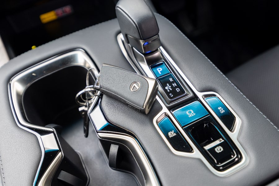2024 LEXUS LM350H SPORTS LUXURY AWD detail view 9 photo on CarNest