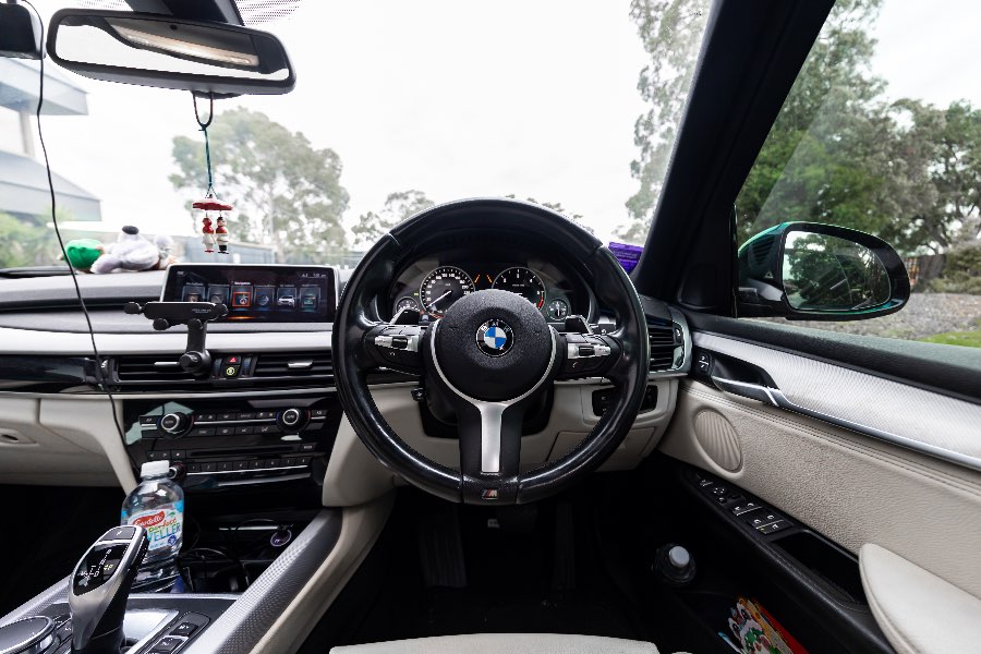 2017 BMW X5 SDRIVE 25D detail view 13 photo on CarNest