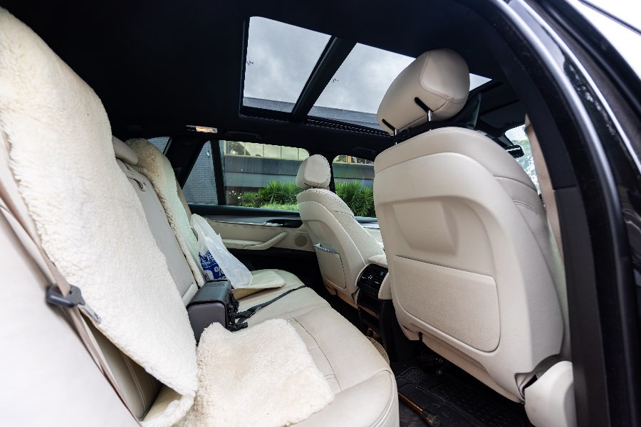2017 BMW X5 SDRIVE 25D detail view 14 photo on CarNest