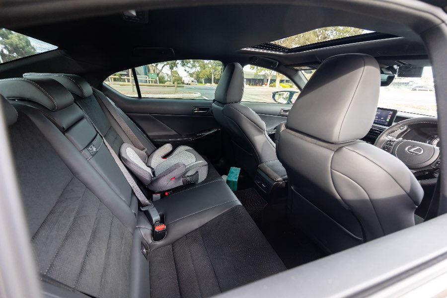 2023 LEXUS IS500 F SPORT PERFORMANCE detail view 11 photo on CarNest