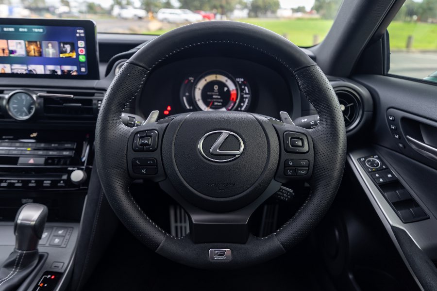 2023 LEXUS IS500 F SPORT PERFORMANCE detail view 8 photo on CarNest