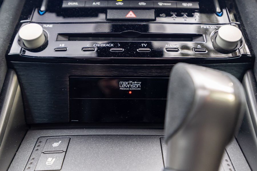 2023 LEXUS IS500 F SPORT PERFORMANCE detail view 10 photo on CarNest