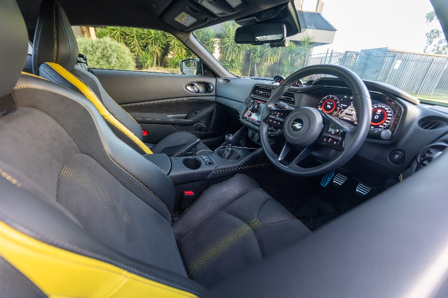 2023 NISSAN Z PROTO detail view 15 photo on CarNest