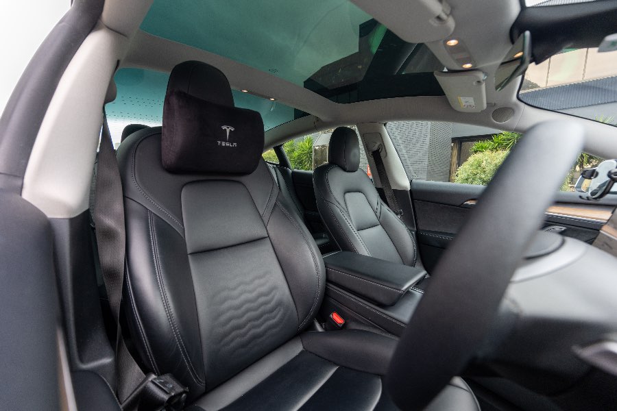 2022 TESLA 3 RWD detail view 15 photo on CarNest