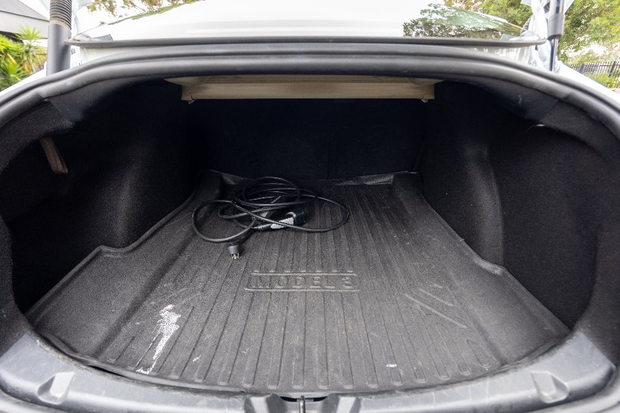 2022 TESLA 3 RWD detail view 10 photo on CarNest