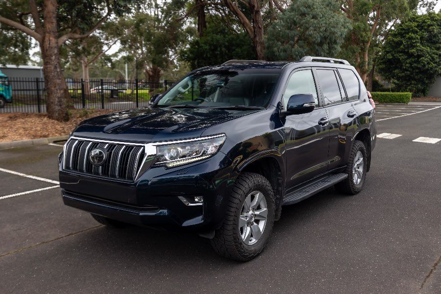 2018 TOYOTA PRADO GXL rear exterior photo on CarNest