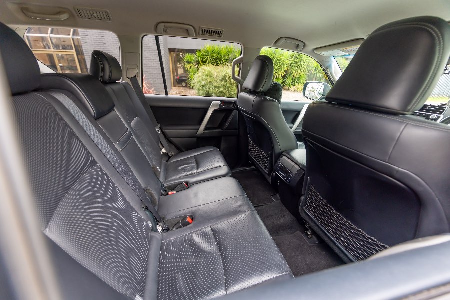 2018 TOYOTA PRADO GXL detail view 14 photo on CarNest