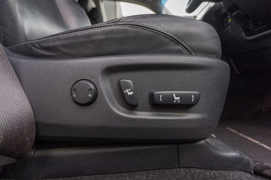2018 TOYOTA PRADO GXL detail view 18 photo on CarNest
