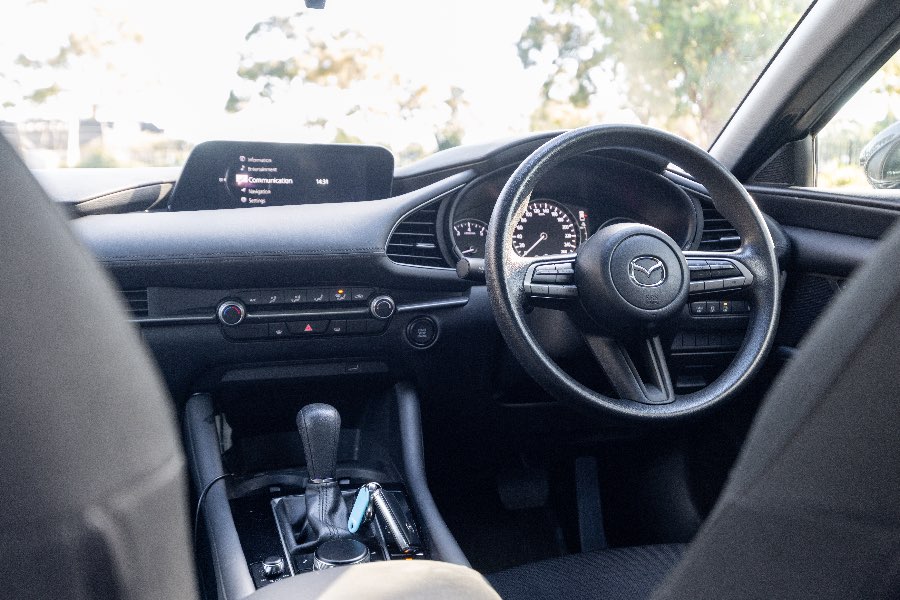 2021 MAZDA 3 PURE detail view 11 photo on CarNest