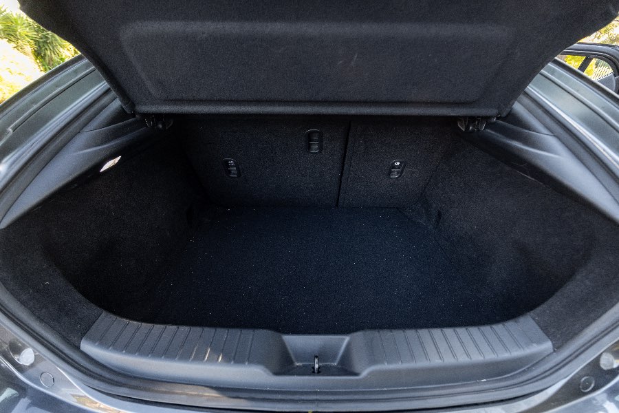 2021 MAZDA 3 PURE detail view 16 photo on CarNest
