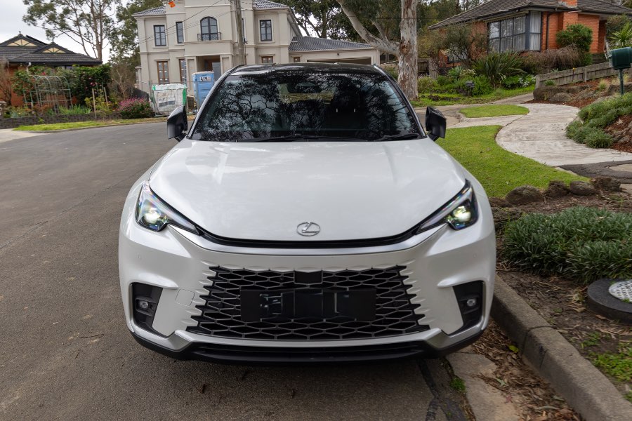 2024 LEXUS LBX LUXURY exterior photo on CarNest