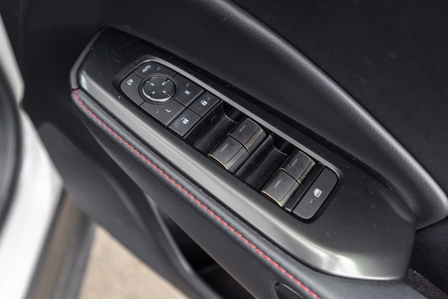 2024 LEXUS LBX LUXURY detail view 11 photo on CarNest