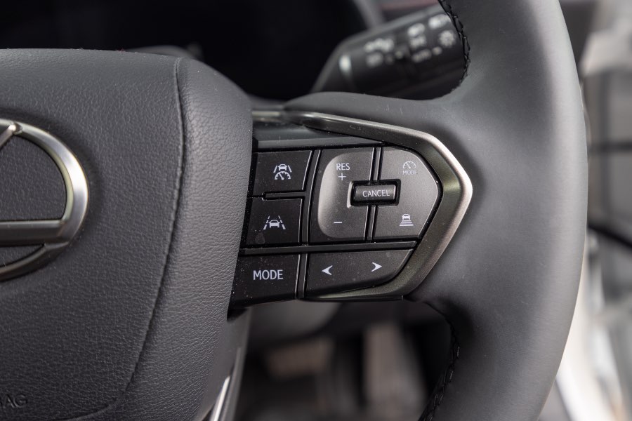 2024 LEXUS LBX LUXURY detail view 15 photo on CarNest