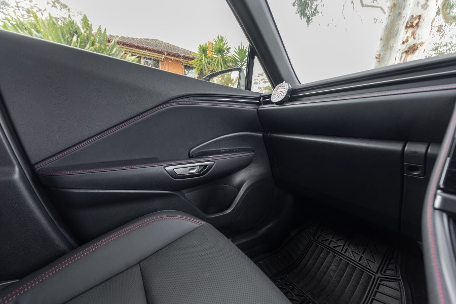 2024 LEXUS LBX LUXURY detail view 18 photo on CarNest