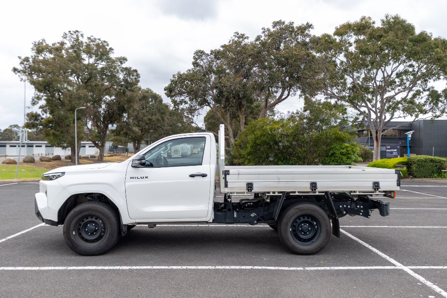 2025 TOYOTA HILUX WORKMATE sold vehicle photo on CarNest