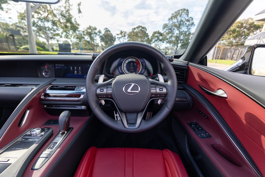 2023 LEXUS LC500 CONVERTIBLE detail view 16 photo on CarNest
